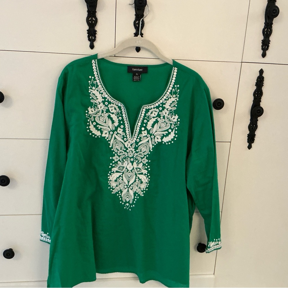Karen Kane Green Embellished 3/4 Sleeve Tunic